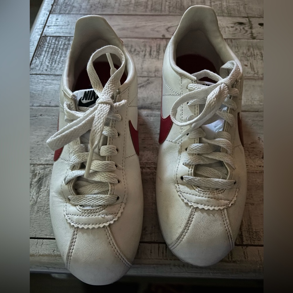 Womens Red White and blue retro Nike forest gump Sneakers